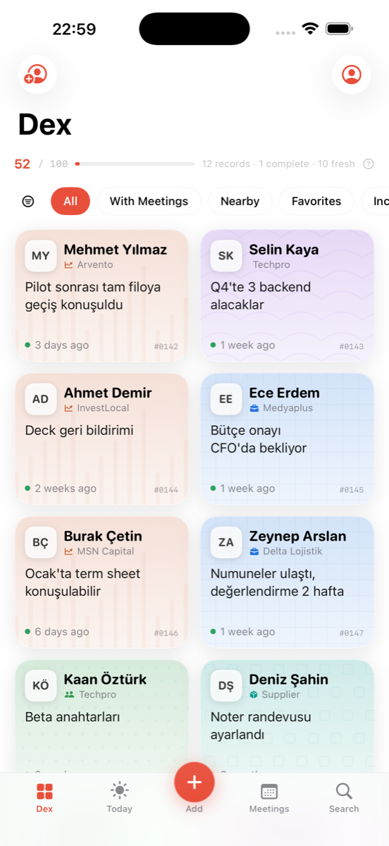 GogoDex Dex ekranı: kişi kartları listesi